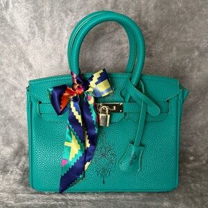 ✨ Teal Top Handle Satchel 🦚